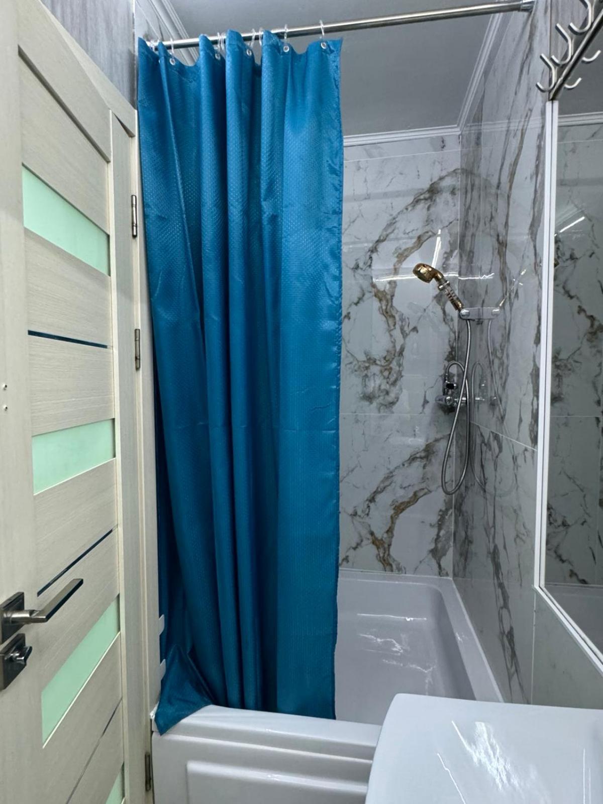 Cozy Good Apartment 基希讷乌 外观 照片